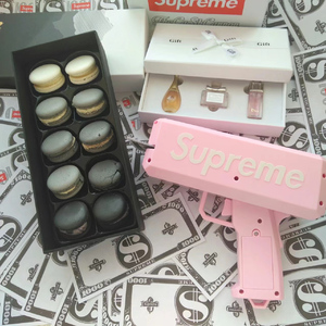 美女屁股没有穿内裤动态
